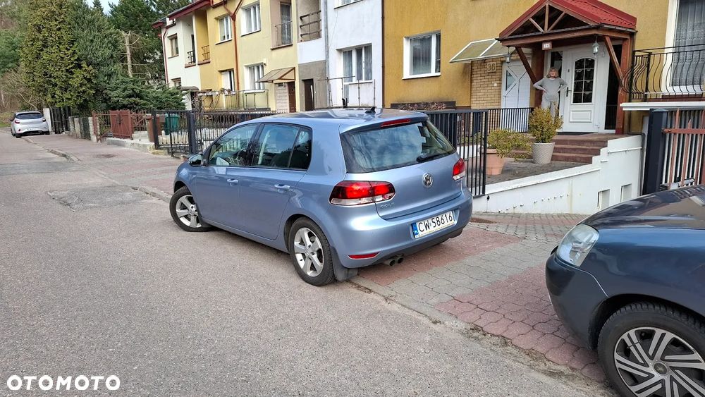 Volkswagen Golf 1.4 TSI Highline DSG - 2
