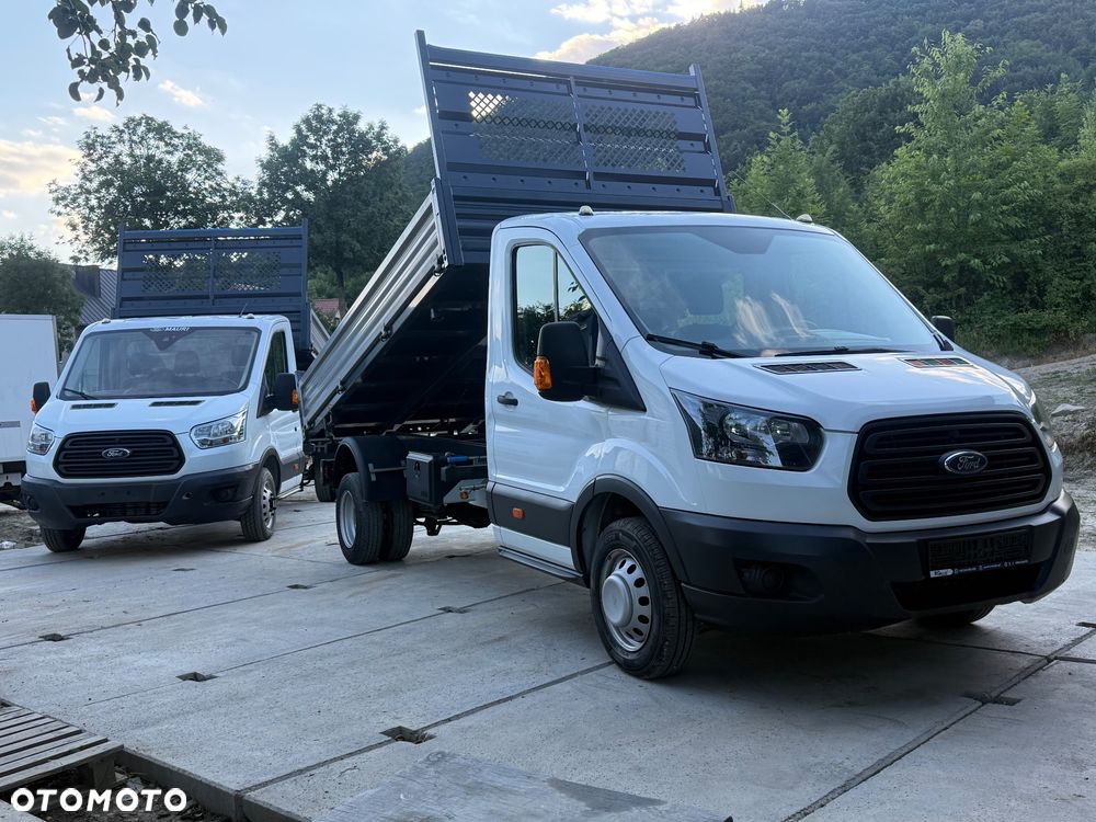 Ford Transit - 1