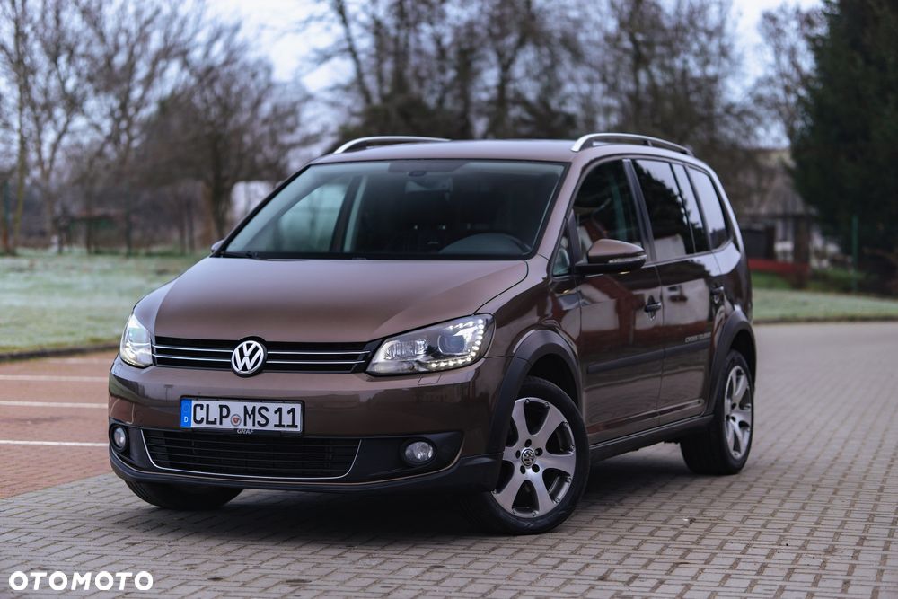 Volkswagen Touran 2.0 TDI DPF United - 4