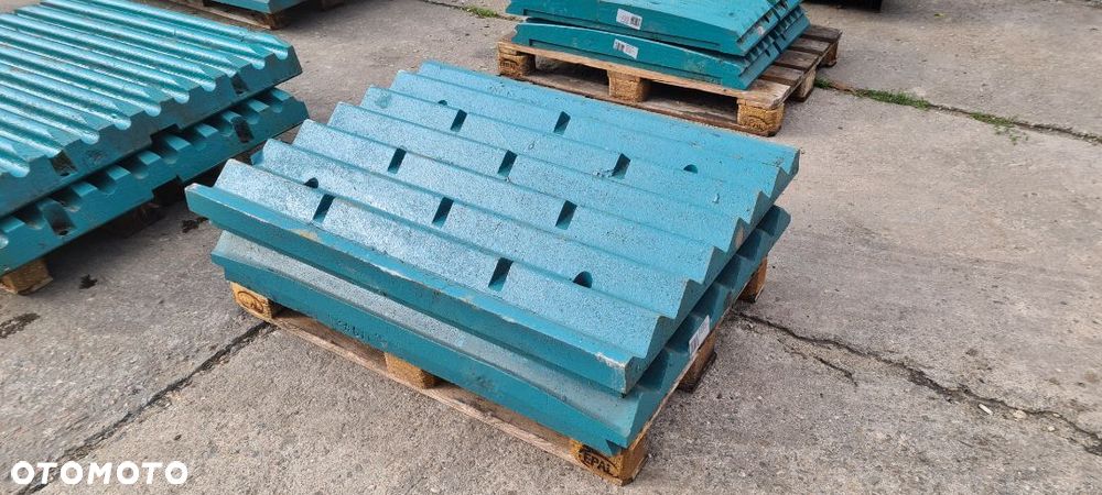 Komplet szczęk okładzin kruszarka szczękowa Metso Nordberg LT95 C95 - 1