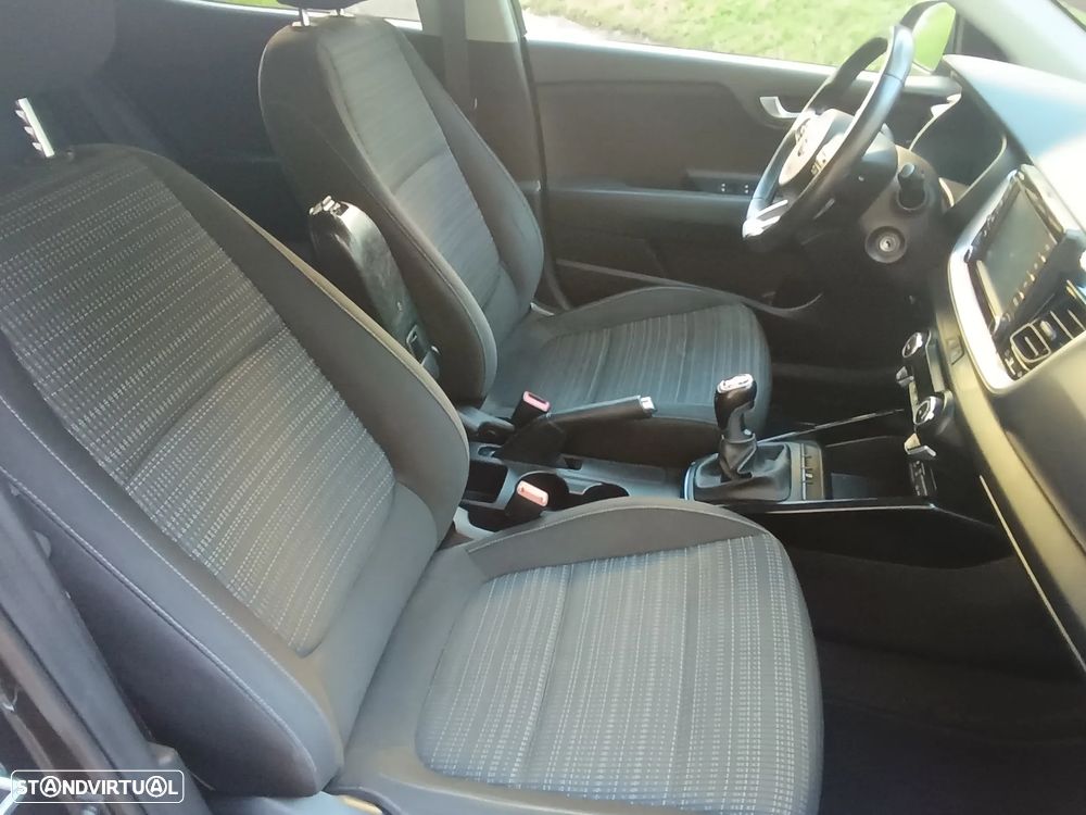 Kia Stonic 1.6 CRDi TX - 6