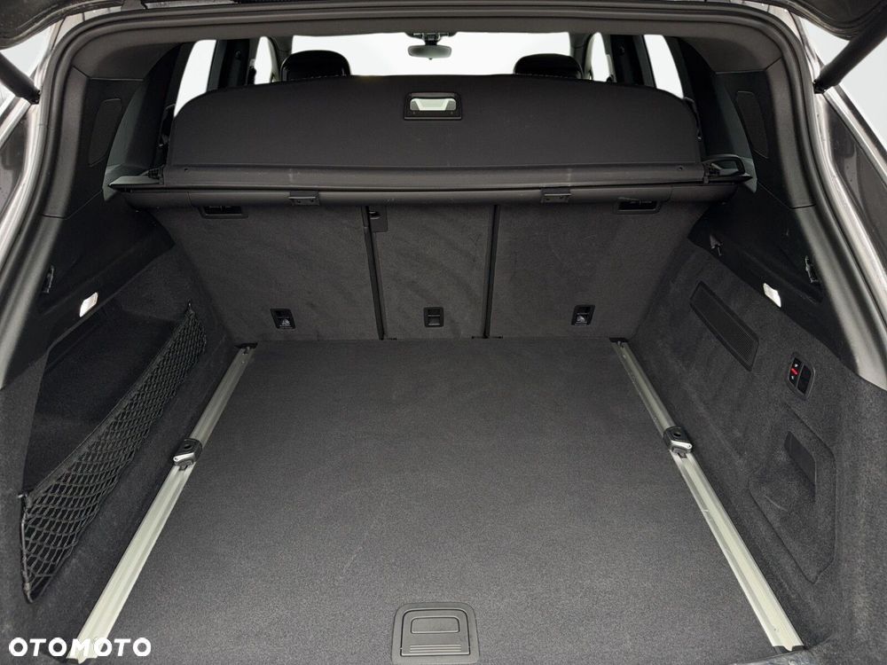 Porsche Cayenne - 36