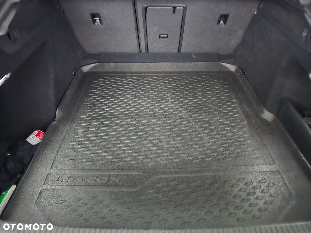 Volkswagen Arteon 2.0 TDI 4Motion SCR R-Line Edition DSG - 14