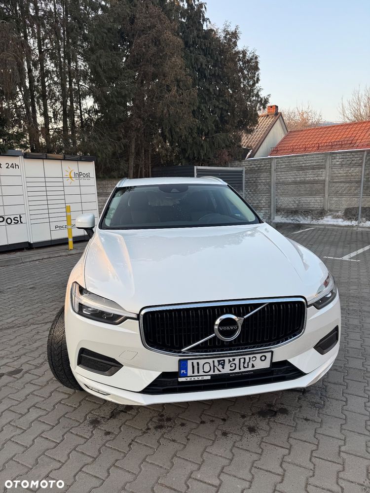 Volvo XC 60 T4 Momentum Pro - 4