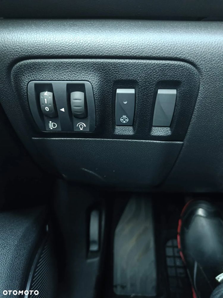 Renault Megane 1.3 TCe FAP Techno - 12