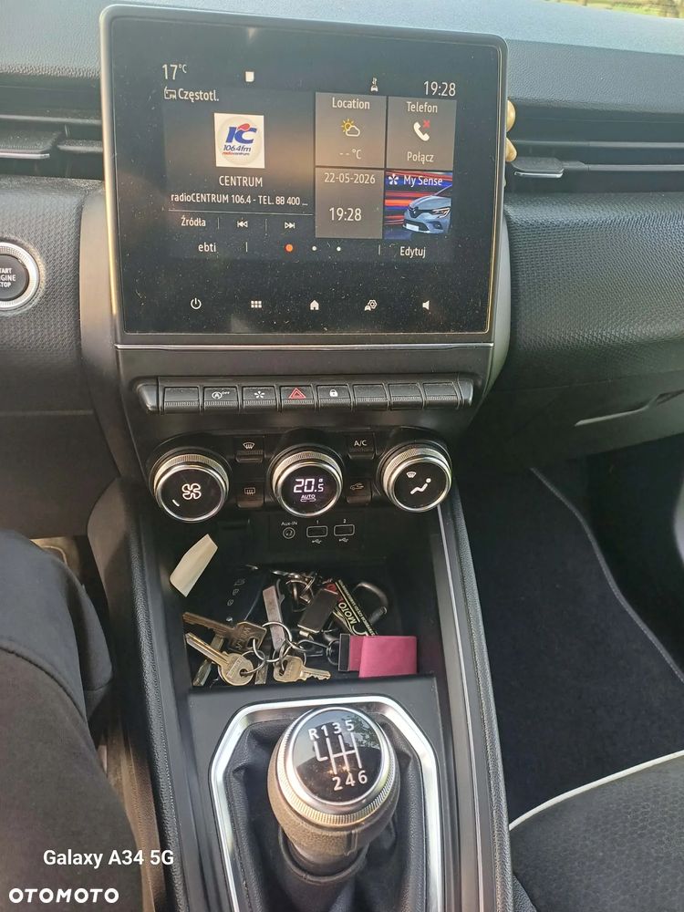 Renault Clio - 16