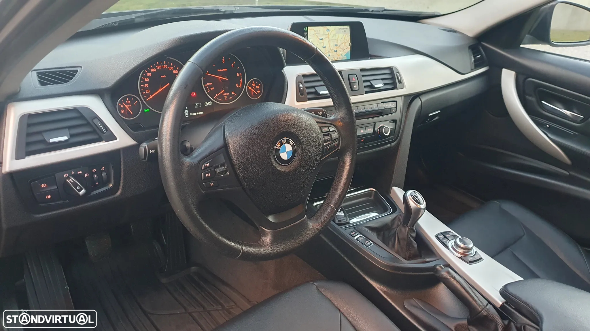 BMW 318 d Line Luxury - 16