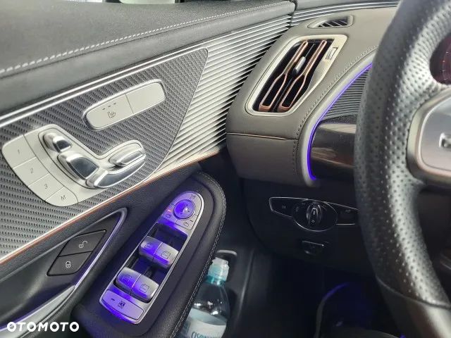 Mercedes-Benz EQC 400 4-Matic Sport - 28
