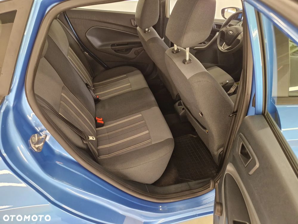 Ford Fiesta 1.25 Ambiente EU5 - 24