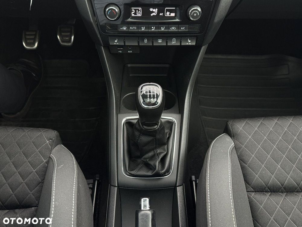 Skoda RAPID 1.0 TSI Ambition - 18
