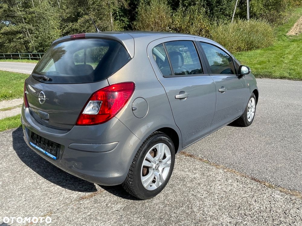 Opel Corsa - 16