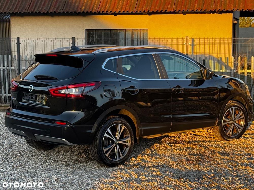 Nissan Qashqai 1.3 DIG-T TEKNA - 18