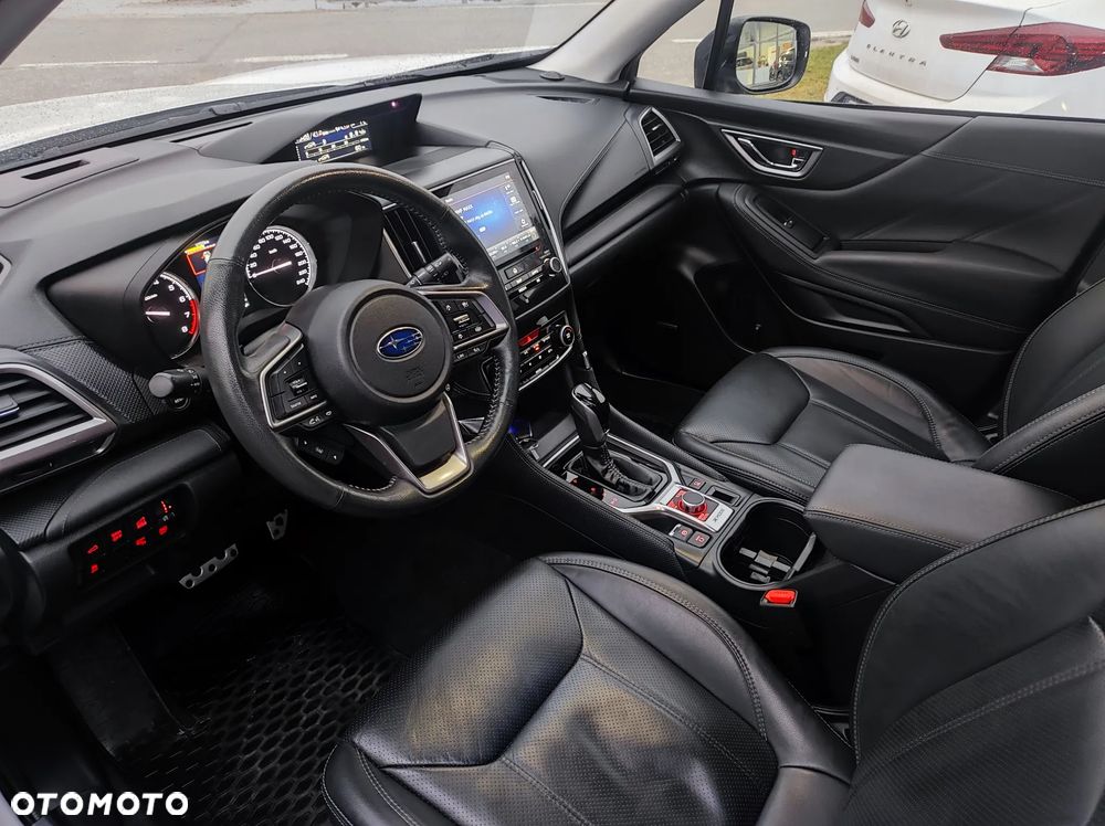 Subaru Forester 2.0i-L Platinum Black Edition EyeSight Lineartronic - 15