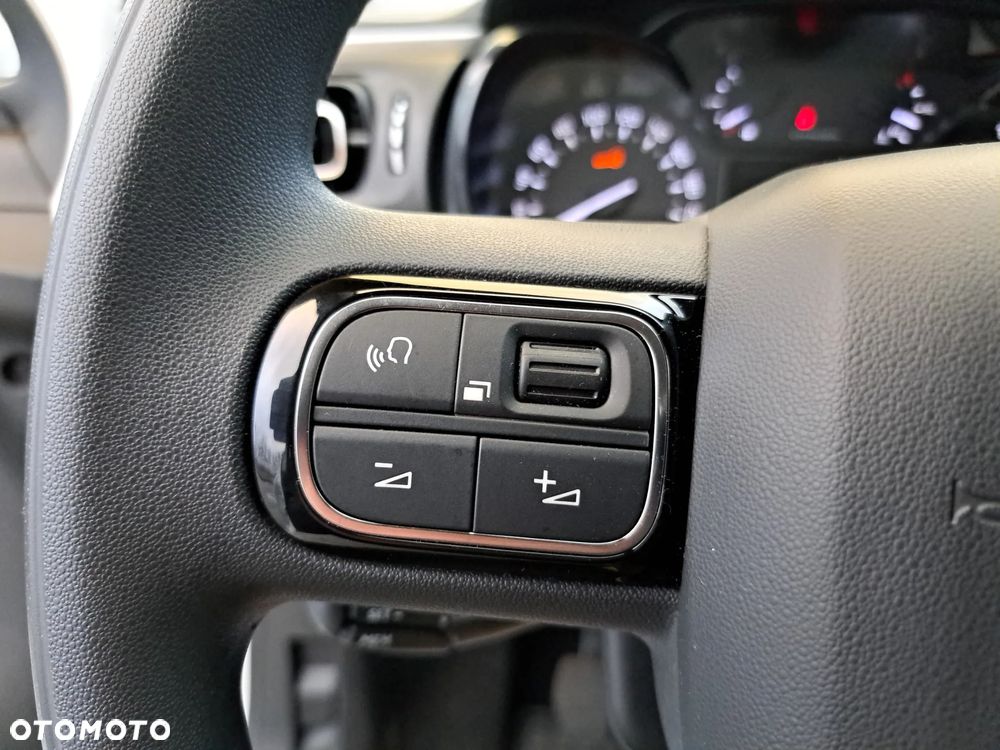 Citroën C3 1.2 PureTech Shine - 16