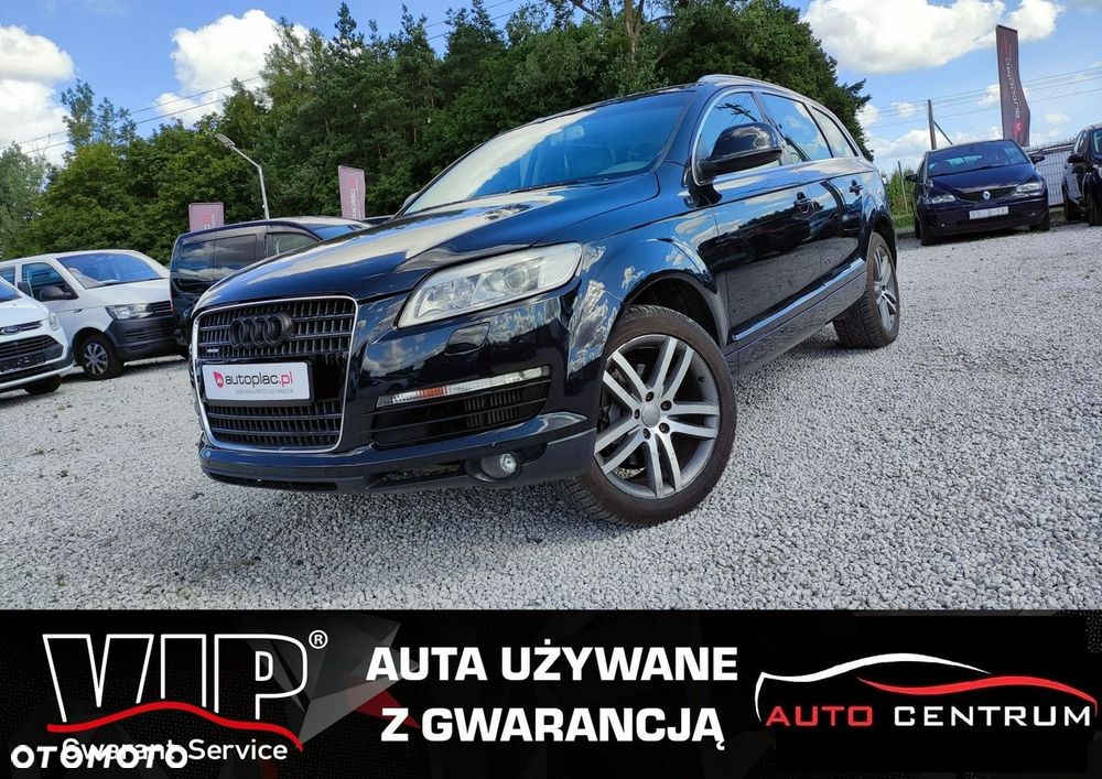 Audi Q7 - 1