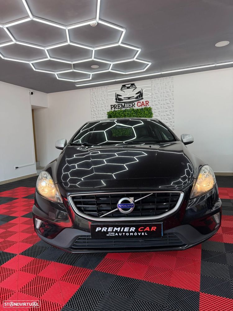 Volvo V40 2.0 D2 R-Design - 2