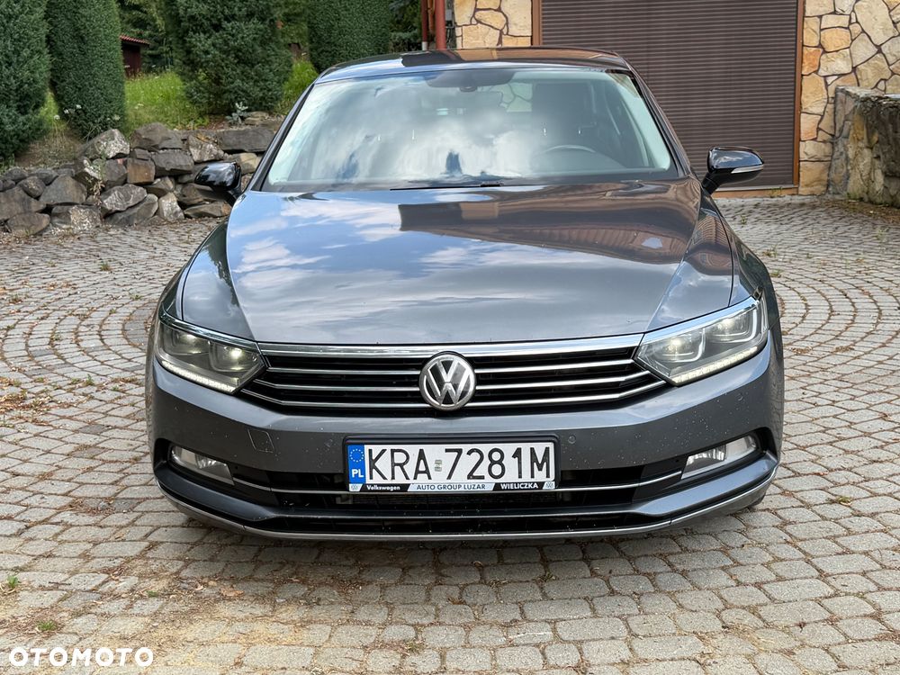 Volkswagen Passat - 5