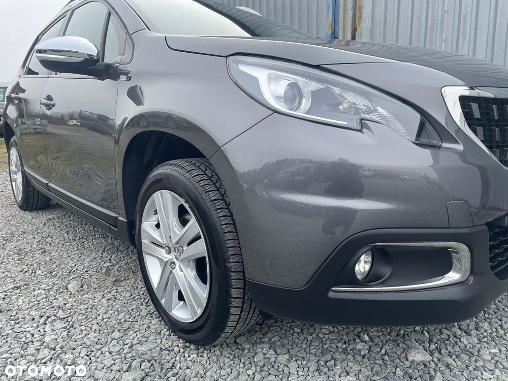 Peugeot 2008 1.2 Pure Tech Allure S&S - 2