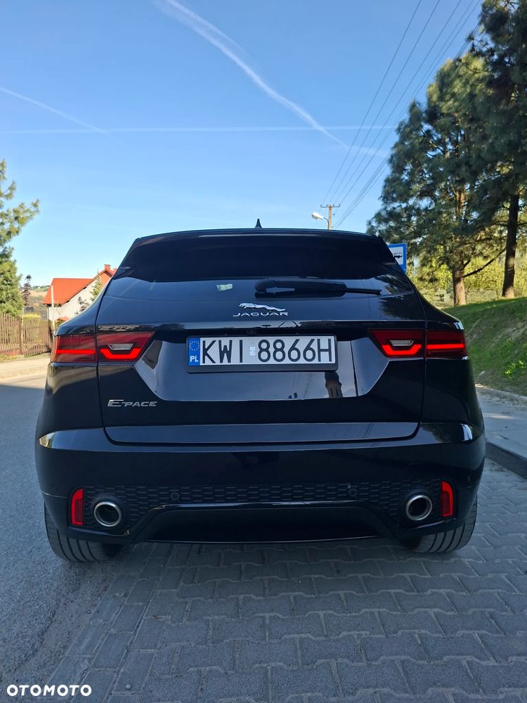Jaguar E-Pace P200 AWD R-Dynamic SE - 11