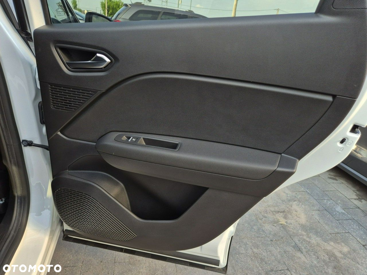 Renault Captur - 22