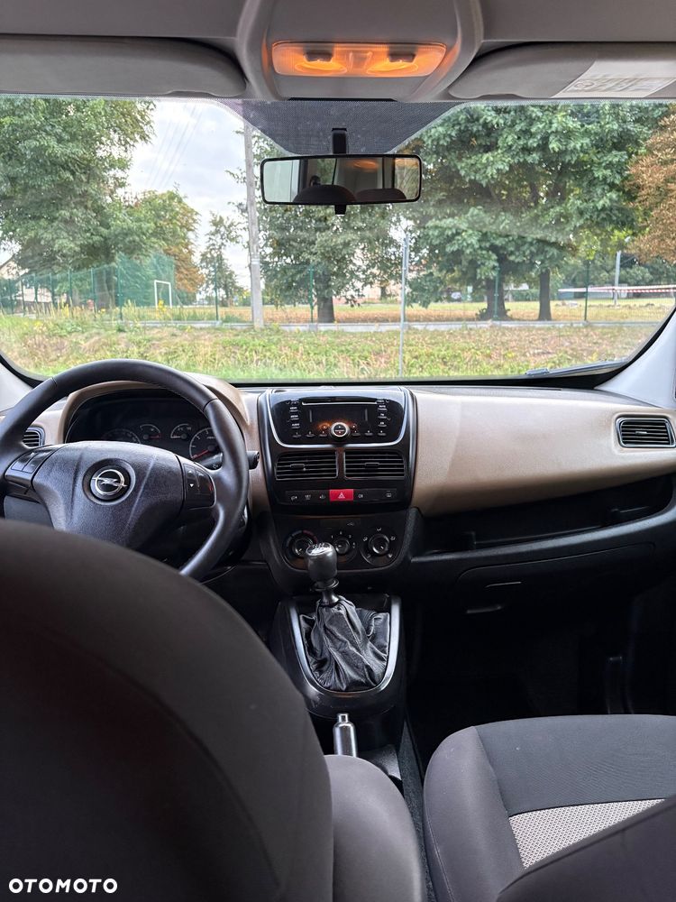 Opel Combo - 11