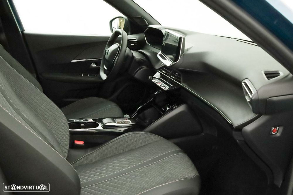 Peugeot e-2008 54 kWh Allure - 22