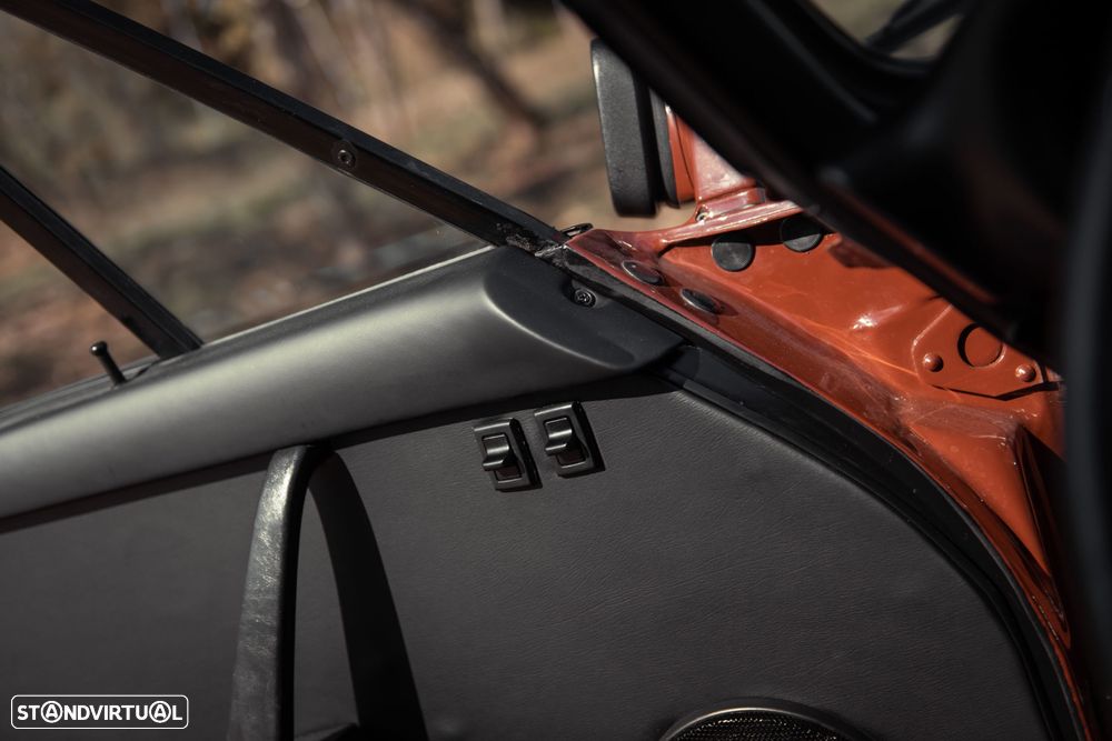 Porsche 911 Série G - 14