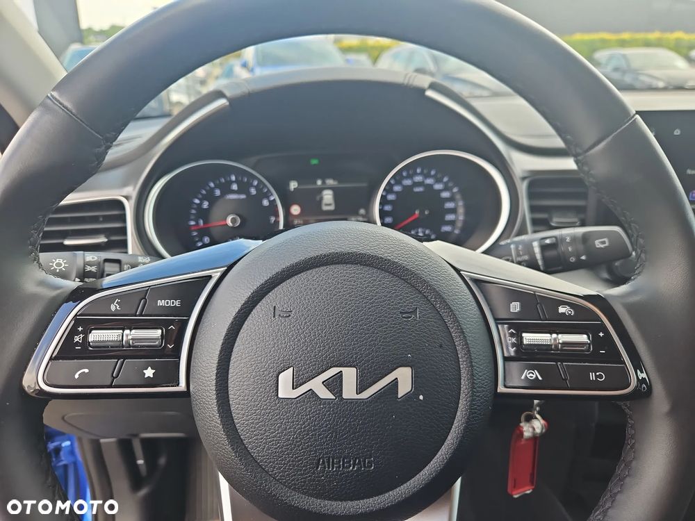 Kia XCeed 1.6 T-GDI M DCT - 14
