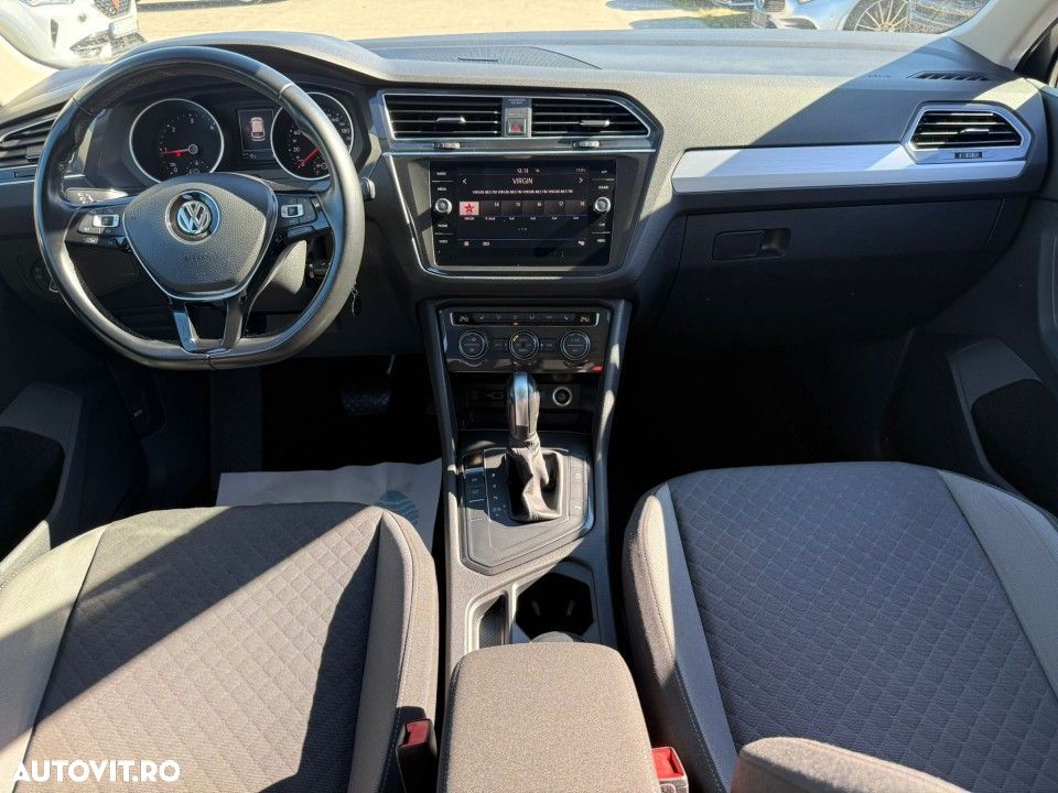 Volkswagen Tiguan - 25