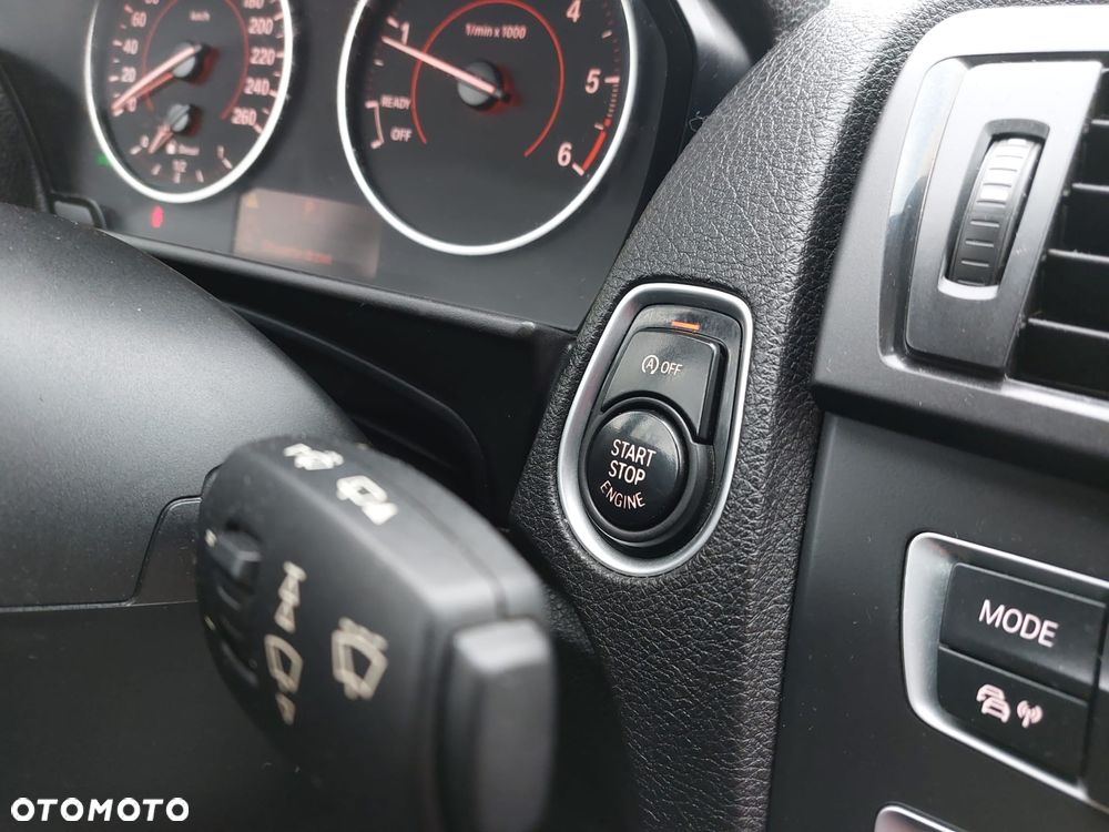 BMW Seria 1 118d Sport Line - 22