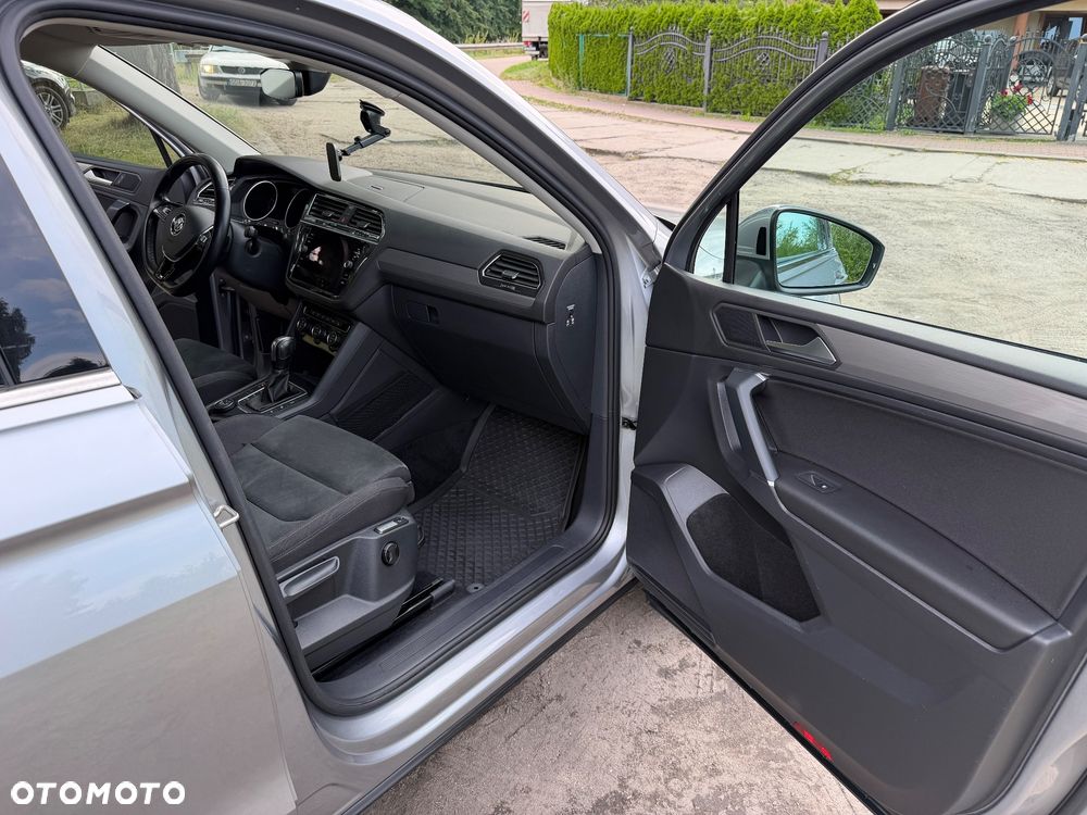 Volkswagen Tiguan - 10