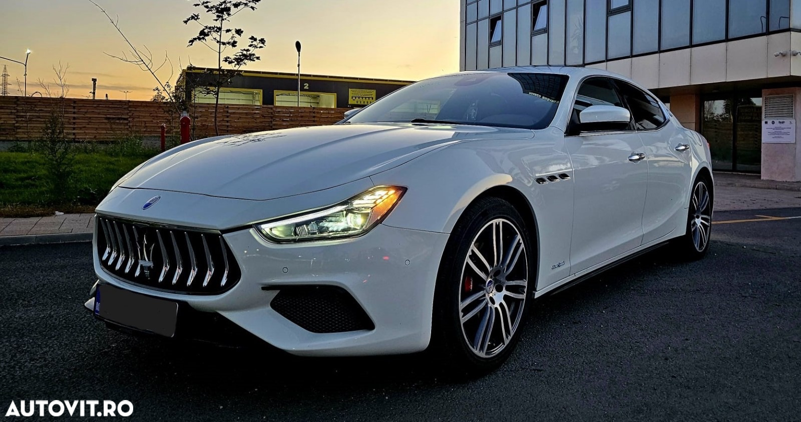 Maserati Ghibli Diesel GranSport - 3