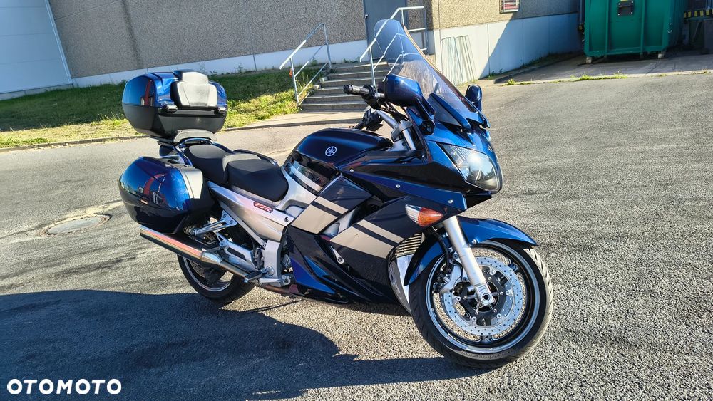 Yamaha FJR - 4
