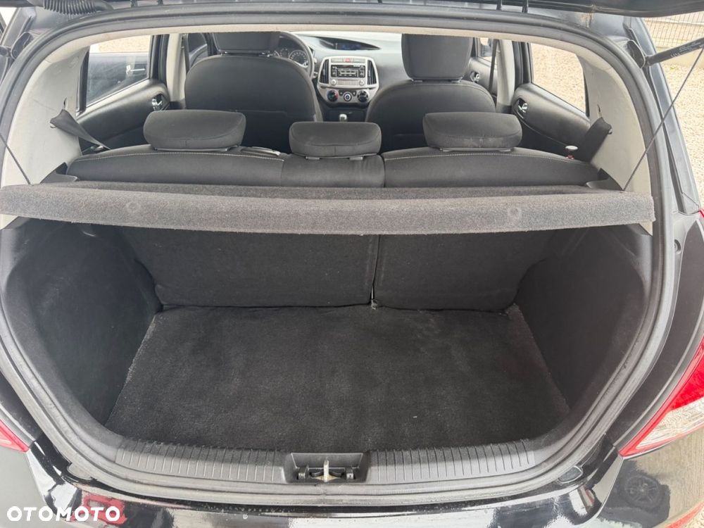 Hyundai i20 - 11