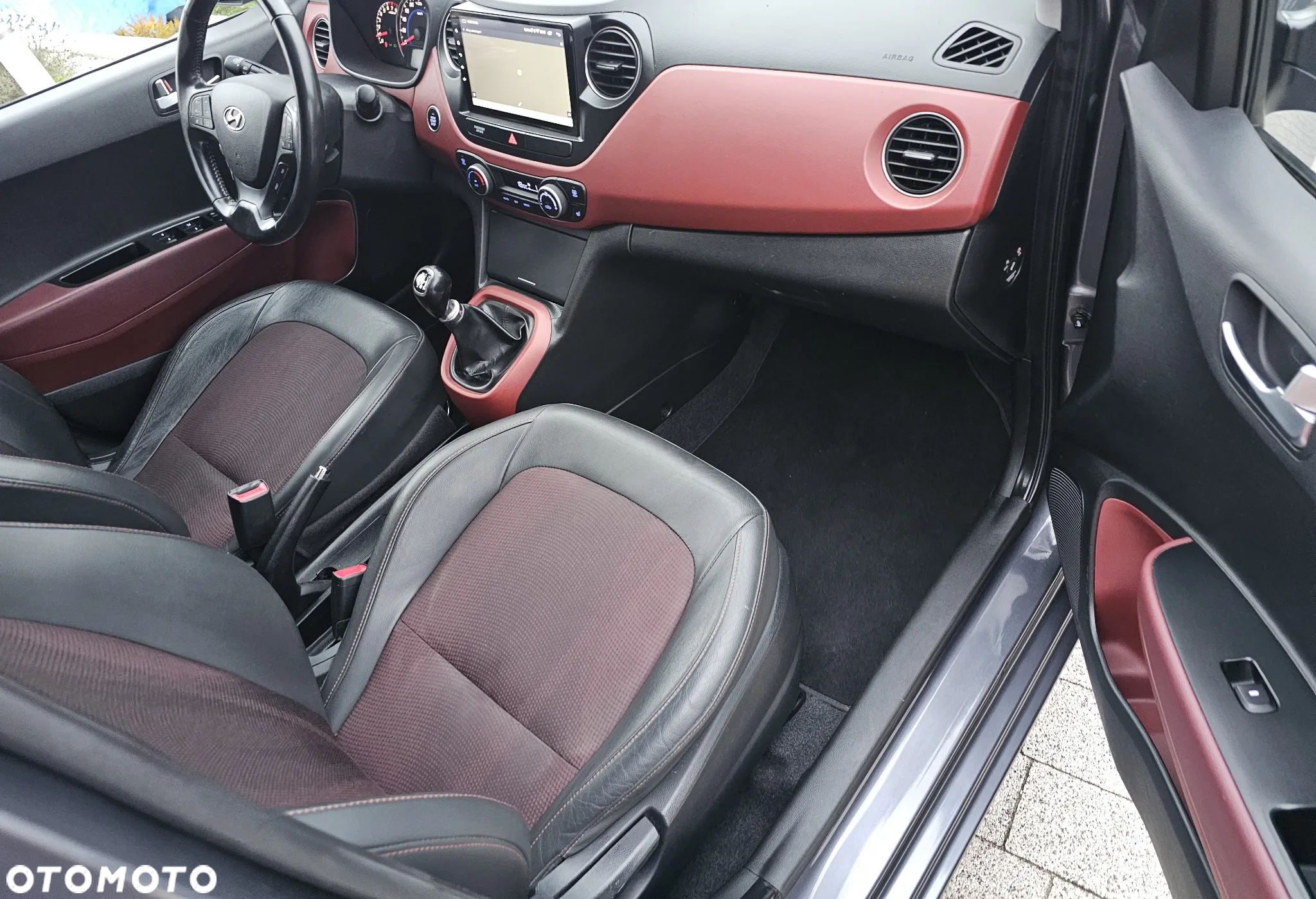 Hyundai i10 1.2 Premium - 33