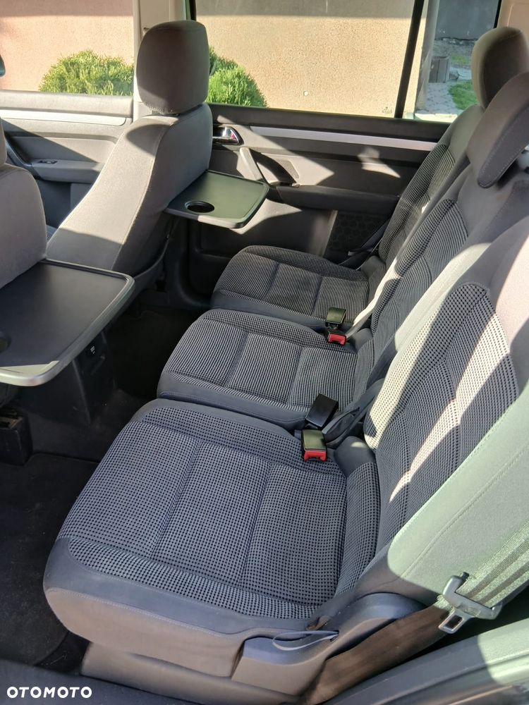 Volkswagen Touran - 7