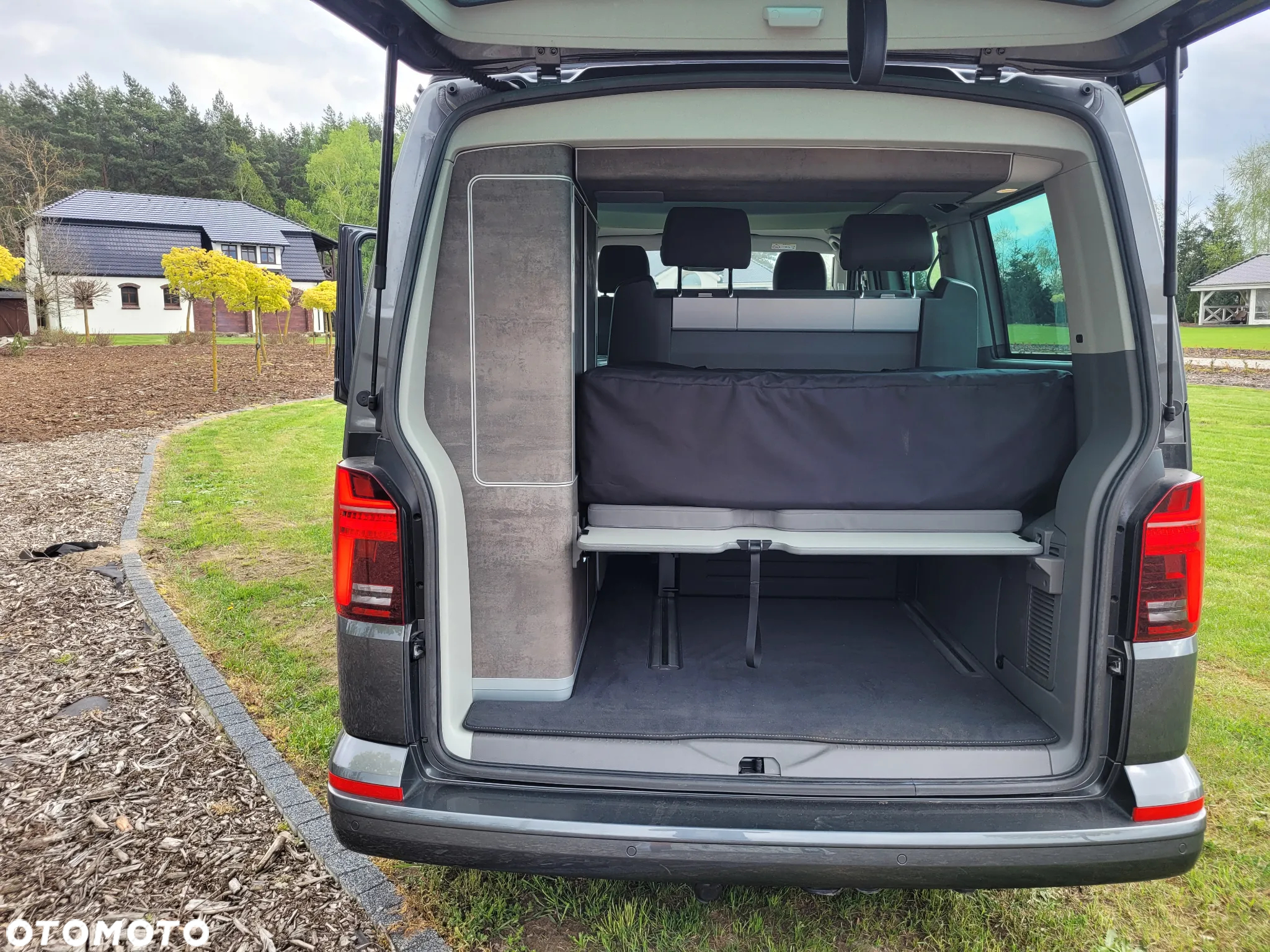 Volkswagen California - 19