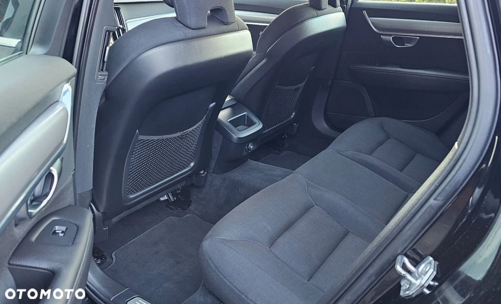 Volvo V90 D4 Geartronic Momentum Pro - 16