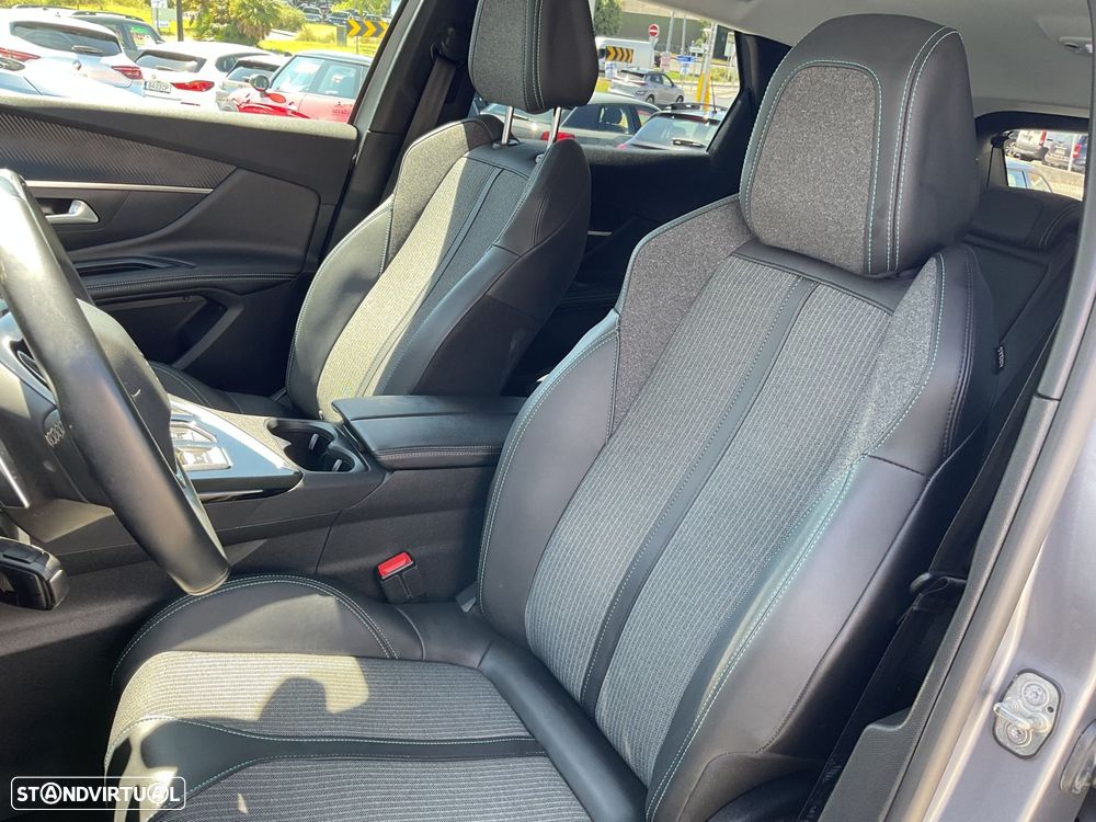 Peugeot 3008 1.6 Hybrid Allure e-EAT8 - 19