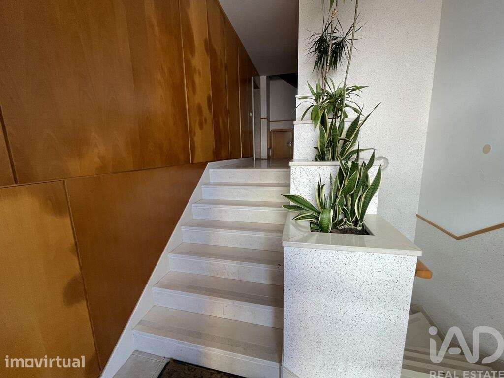Duplex T2 em Peniche de 102,6 m2 - Grande imagem: 3/17