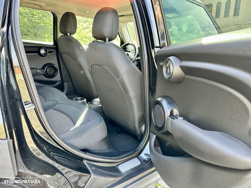 MINI 5 Portas One D - 30