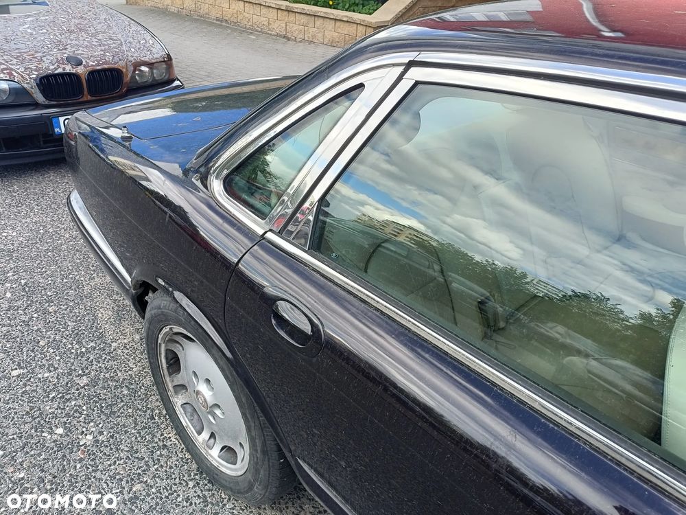 Jaguar XJ - 25