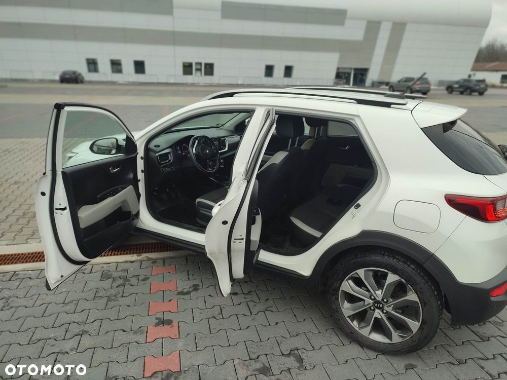 Kia Stonic 1.4 L - 9