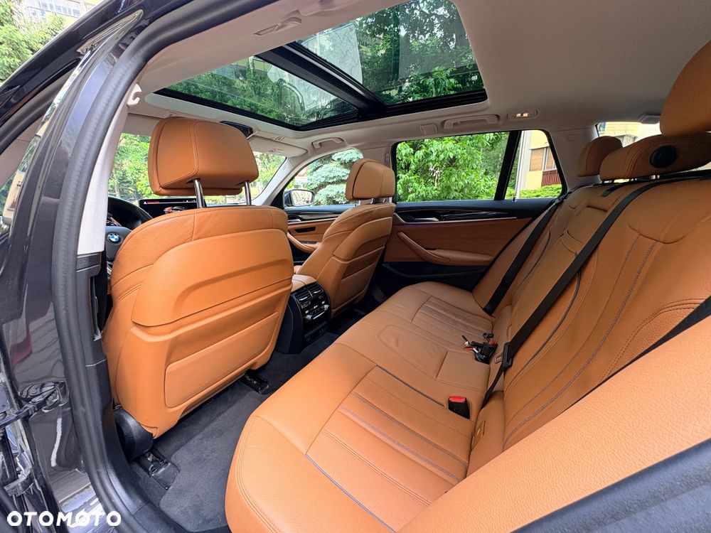 BMW Seria 5 530d mHEV Luxury Line - 7