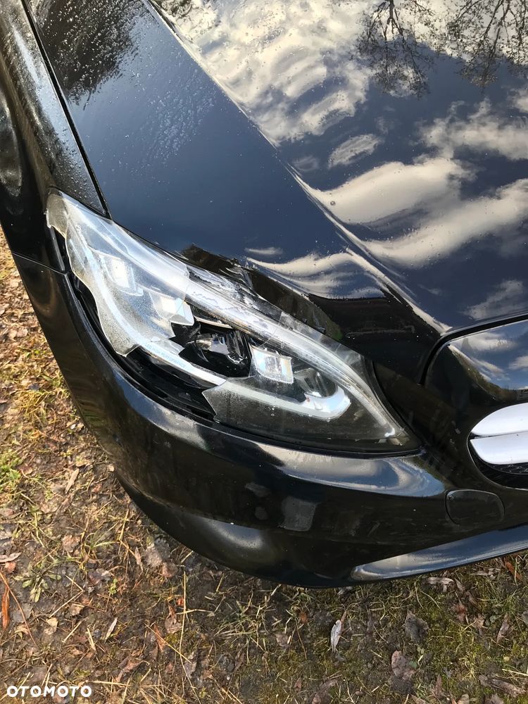 Mercedes-Benz Klasa C 180 d 9G-TRONIC - 21