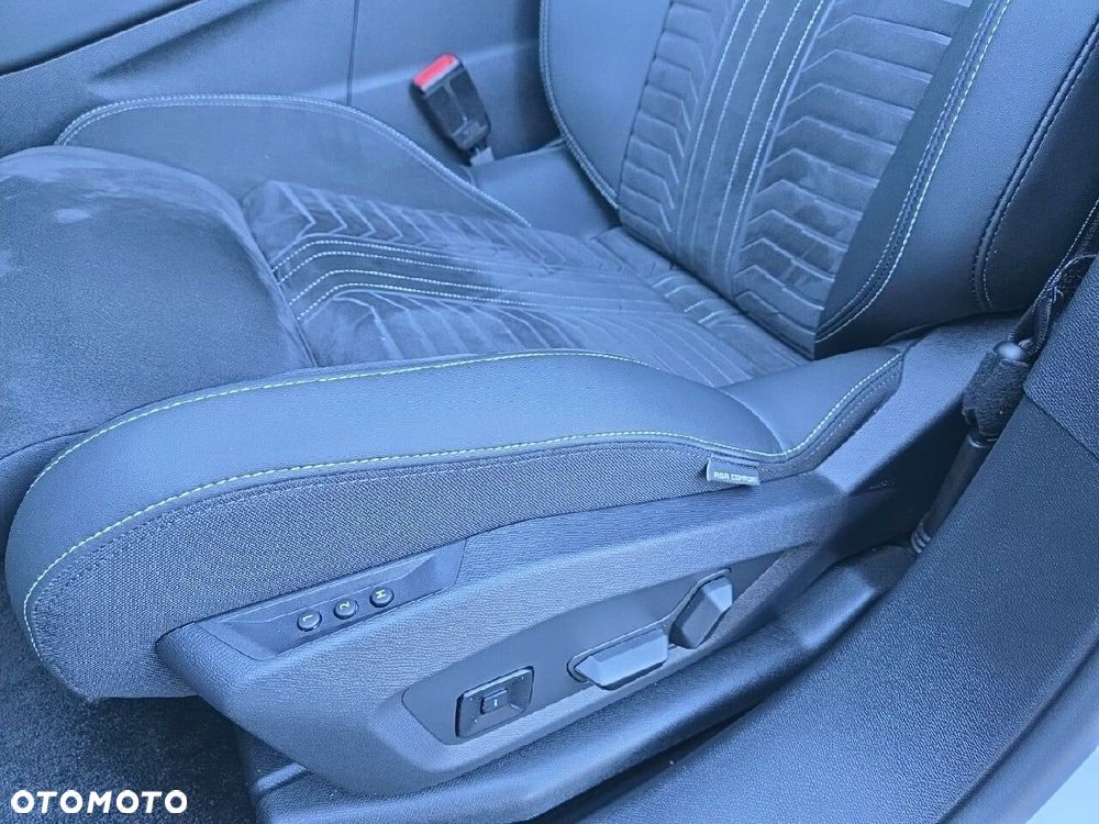 Peugeot 5008 - 10