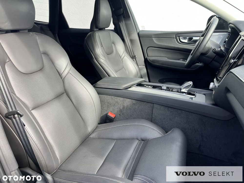 Volvo XC 60 - 29