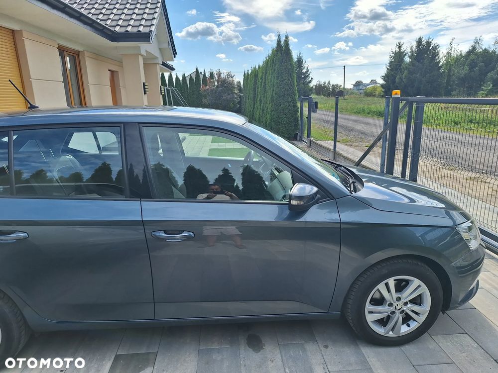 Skoda Fabia 1.0 TSI Style - 4
