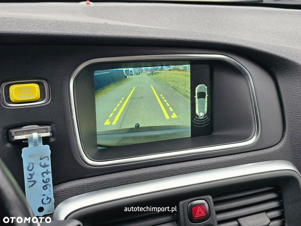 Volvo V40 - 30