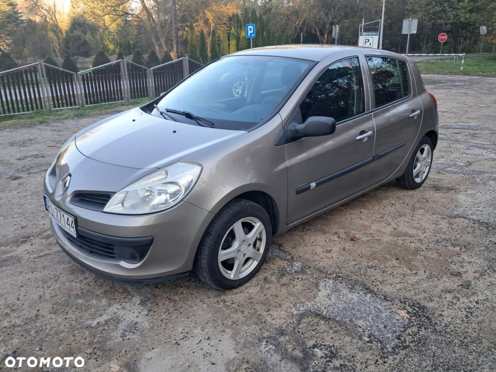 Renault Clio 1.2 16V Authentique - 1